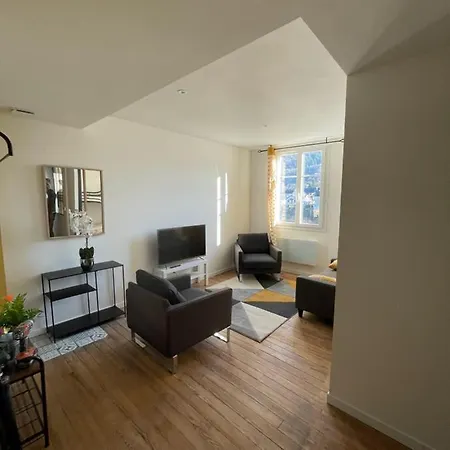 T2 Bis Cosy Proche Gare Apartamento *