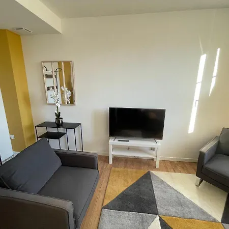 T2 Bis Cosy Proche Gare 卢德