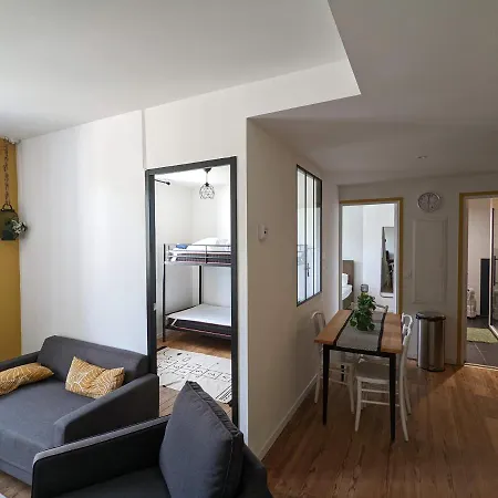 T2 Bis Cosy Proche Gare لورد